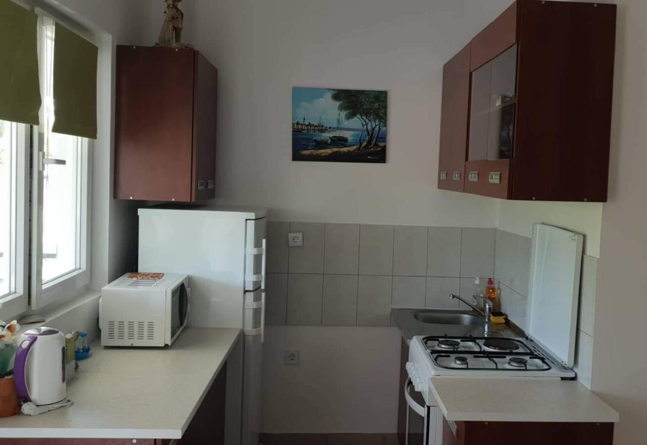 Apartmani Samanta Vir Ngoại thất bức ảnh