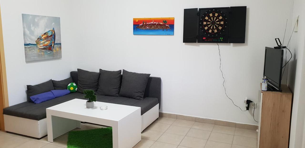 Apartmani Samanta Vir Ngoại thất bức ảnh